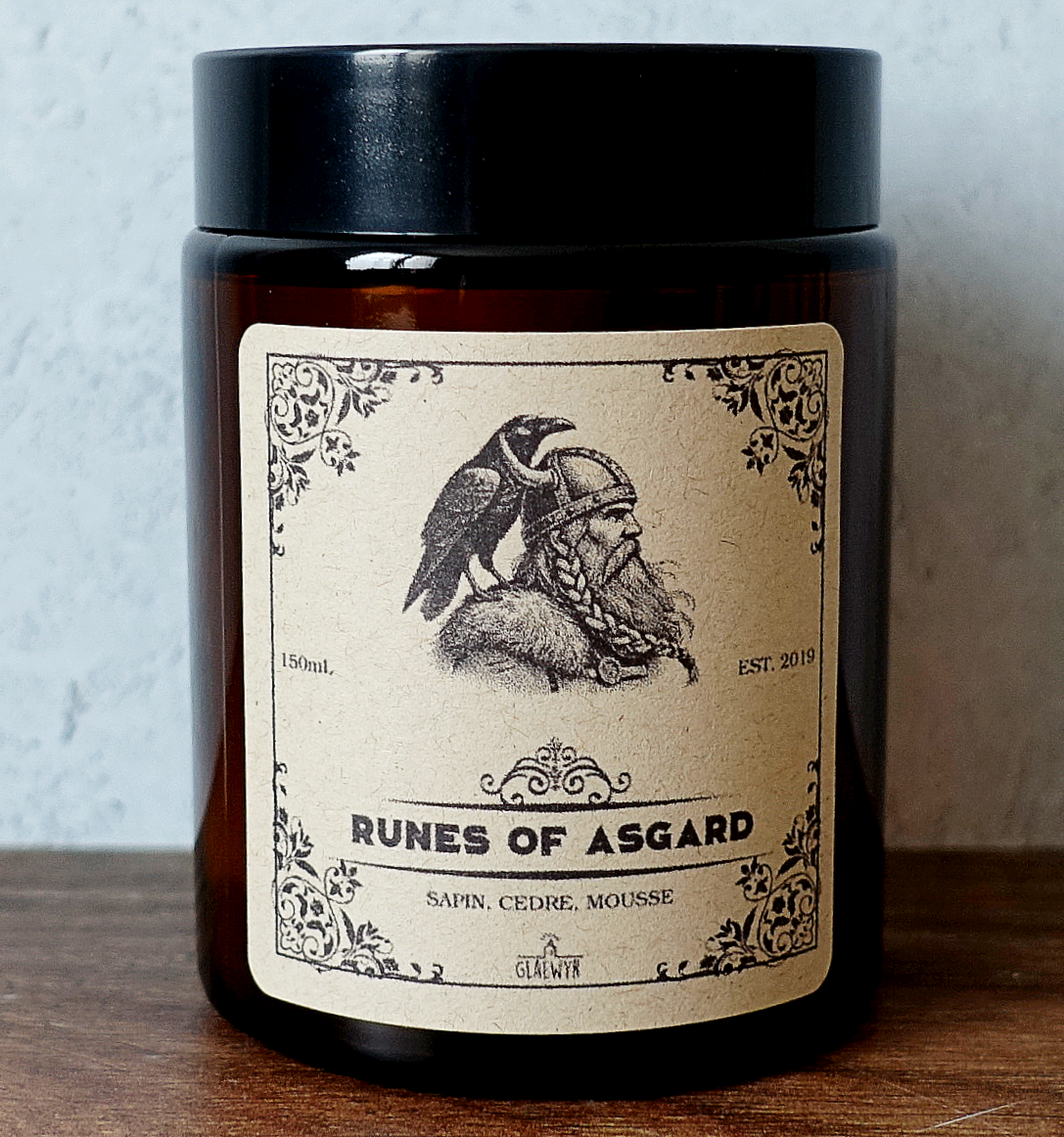 Runes of Asgard • Tanne &amp; Zeder - Apothekerkerze