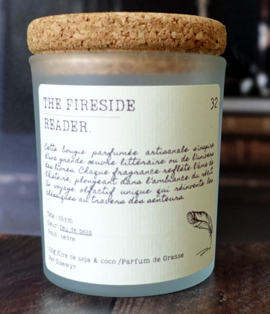 32. The Fireside Reader - Feu de bois